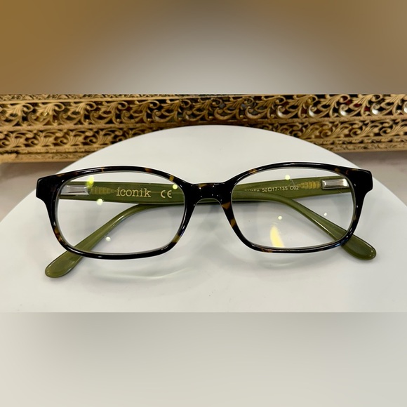 Iconik - Colette, Green/Tortoiseshell Patterned Rx Eyeglass Frames EUC AU Design